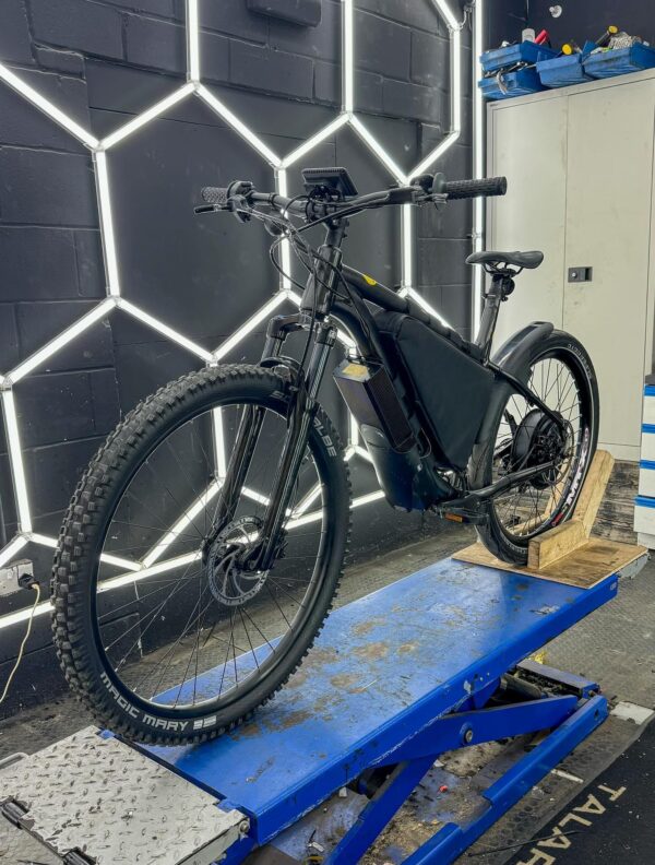 Kona fire black on black