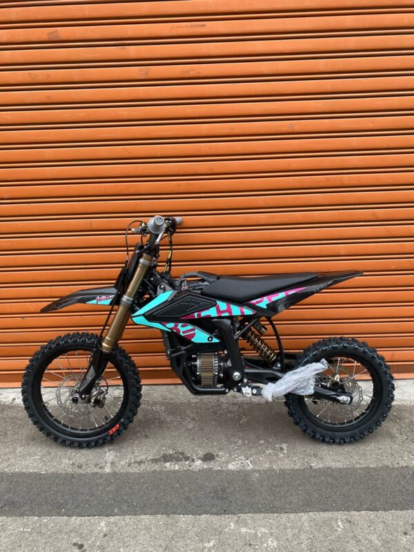 Surron Hyper Bee top speed.